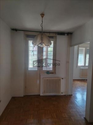 Бежанијска коса, 2.0 изворно, може у 2.5