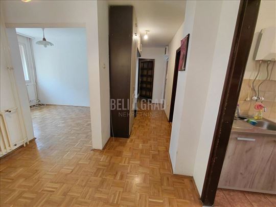 Bežanijska kosa, Marka Pola, dvosoban