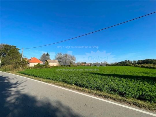Gradjevinsko zemljiste sa stambenim objektom