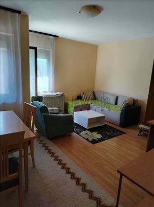 Izdaje se stan na Paliluli