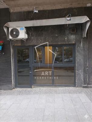 Lokal na Savskom trgu, 27m2 ID#15241