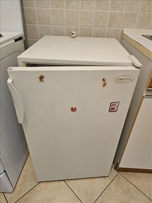 Na prodaju frizider