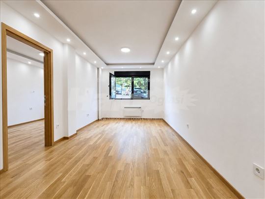 Nov apartman, 36m2, Central Residence