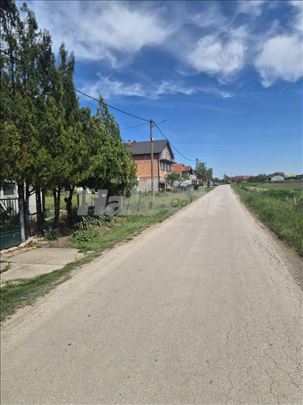 Placevi u Ugrinovcima