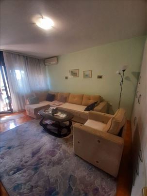 Prodaje se jednosoban stan kod Lepe Brene