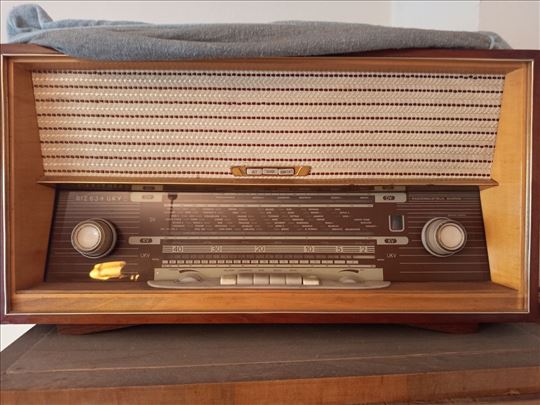 Radio aparat RIZ 634 Ukv