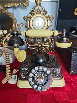 Stari telefon