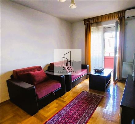 Zvezdara u blizini Kluza, 39m2 , Vladana Desnice