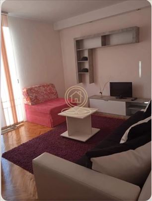 Dvosoban stan 50 m² u Centru
