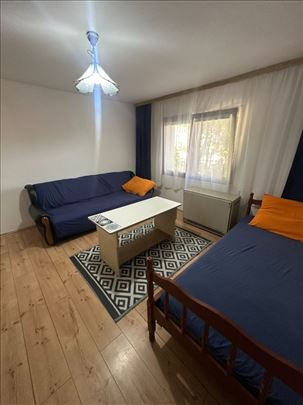 Izdavanje stana – Voždovac, 50m²