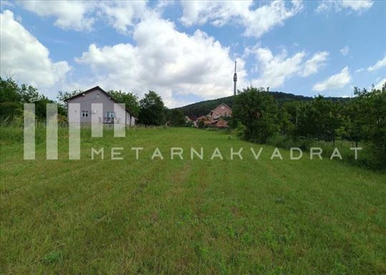 Pinosava, Vrh Pariguz, građevinska parcela (ID: 13