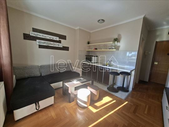 Stan,Novi Sad,Bulevar Oslobođenja,kv: 23.00