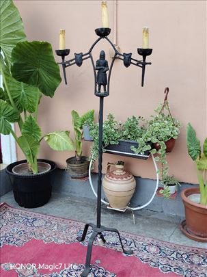 Stilska Antik Kovana Podna Lampa