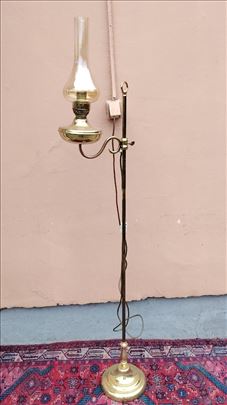 Stilska Stara Podna Mesingana Lampa