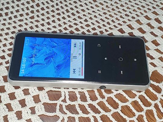 BENJIE K11 8GB MP3 MP4 Digital Player 