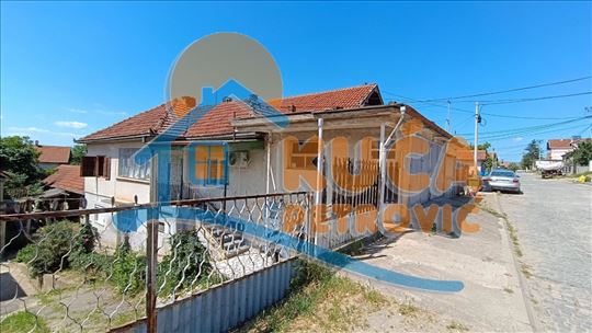 Kuća na Hisaru, 140m2, plac 554m2