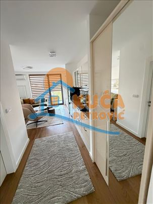 Lux garsonjera 33m2 na najatraktivnijoj lokaciji