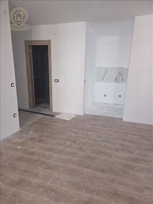 Na Prodaju 3.5 Stan U Lux Novogradnji Na Obilicev