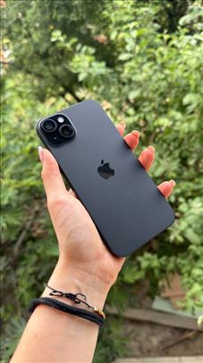 Prodajem polovno Iphone 15 PLUS