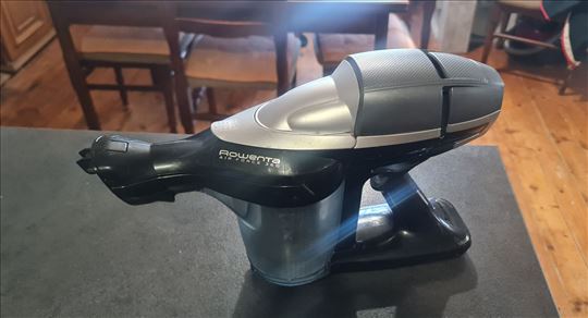 Rowenta air force 360, aku usisivac 21,9V.