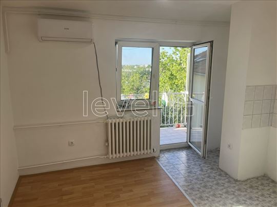 Stan,Novi Sad,Železnička Stanica,kv: 33.00