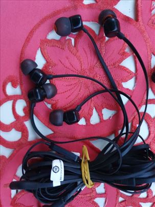 jbl slusalice polu ispravne