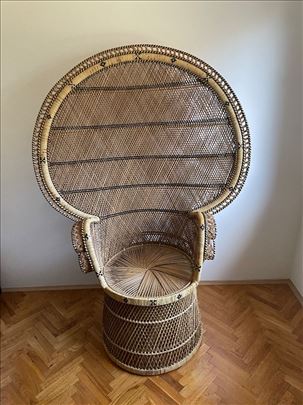 Pletena stolica 