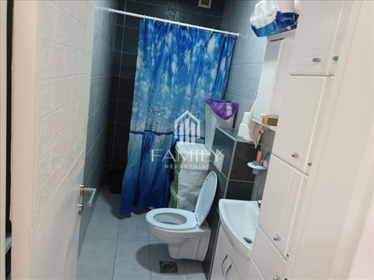 Garsonjera (garaŽa) u Adicama, Novi Sad, 22 m², pr