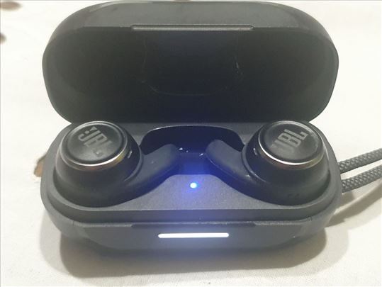 JBL Reflect mini NC bluetooth slusalice bezicne 01