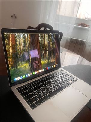 MacBook Pro 2020 Intel Core i5 8GB 256GB