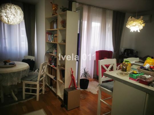 Namešten stan, sa garažom - Mirijevo ID#4199