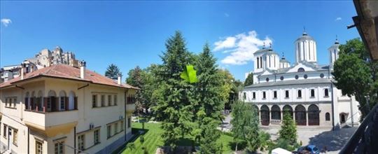 Renoviran poslovni prostoru blizini Sabornog hrama