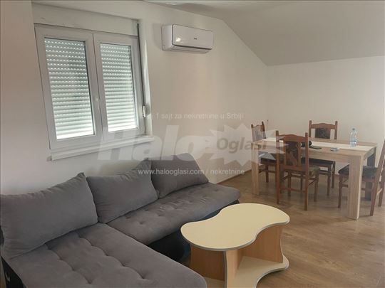 Stan 60m2, dve spavaće sobe