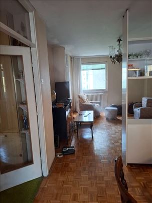 Blok 62, Jurija Gagarina, 71m2, 7 sprat, uk,