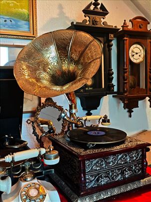 Gramofon 
