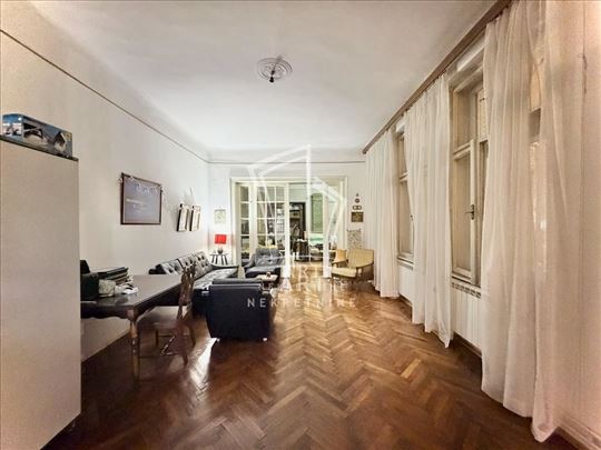 Na odličnoj lokaciji, 101m2, renoviran ID#15049