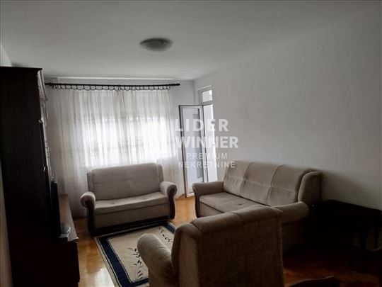 Odličan, renoviran 3.0 stan na top lokaciji ID#462