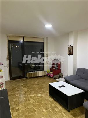 Prodajem stan u naselju Cerak vinogradi