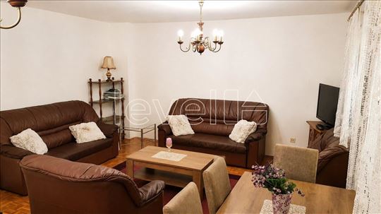 Stan,Novi Sad,Bulevar Oslobođenja,kv: 85.00