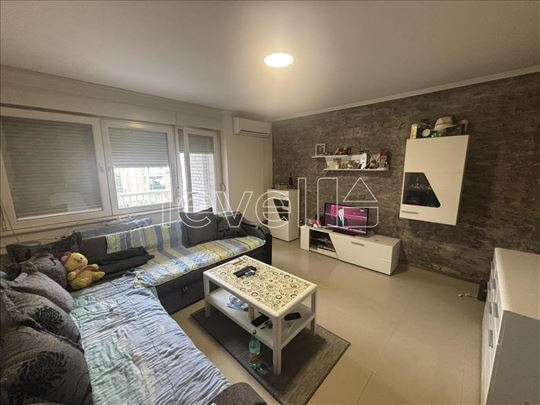 Stan,Novi Sad,Stara Detelinara,kv: 60.00