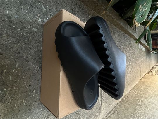 Adidas Yeezy Slides