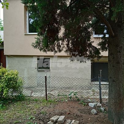Izdajem stan