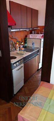 0.5 17m2 (3m2veranda) Centar - Kraljice Natalije