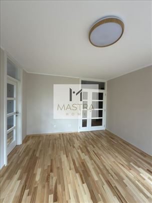 Lux, Višnjička banja, Slobodana Jovanovića, 68m2 2