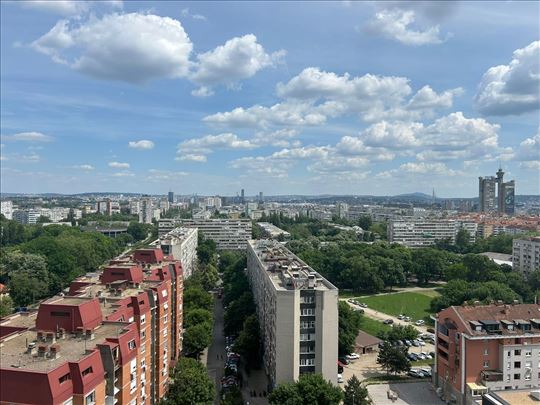 Odlična investicija, najlepši pogled- može kredit