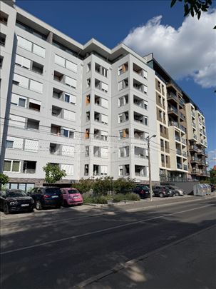 Stepa naselje dvoiposoban 63m2 dva garažna mesta