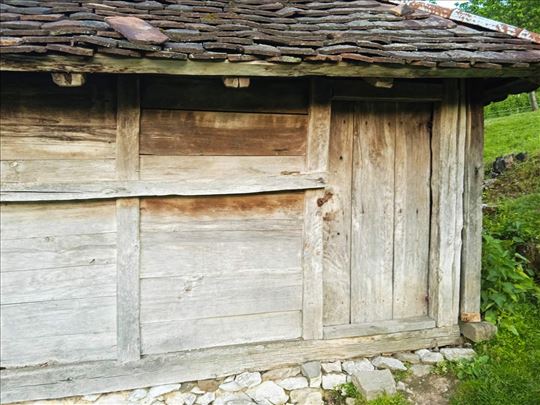 VAJAT/MAGAZA