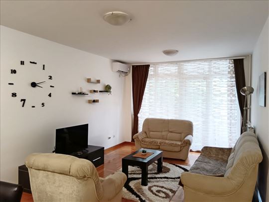 Blok 22, novija gradnja, komforan, ID 2114