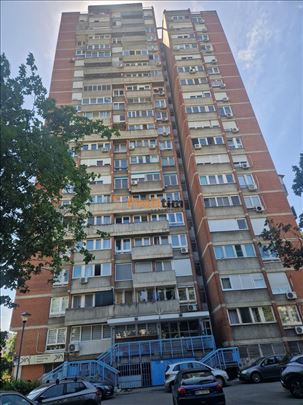 Blok 4, Pariske komune, 1,0, 42m2,uknjižen.