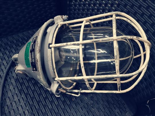 Brodska lampa visilica retro